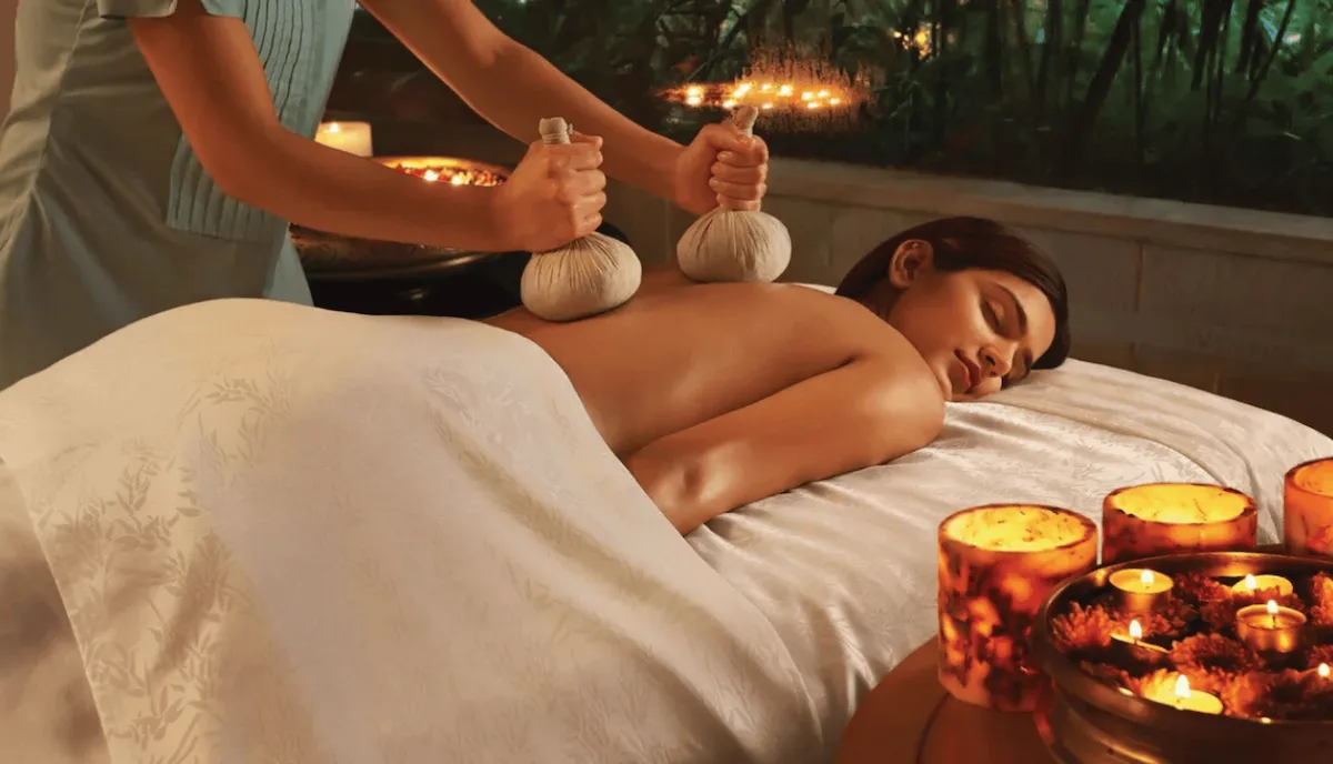 Couple massage at home or hotel by professional male therapist in Delhi Couple Massage at Home & Hotel in Delhi